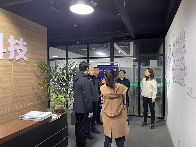 河南省僑聯黨組書記、主席楊海強蒞臨簡信科技調研