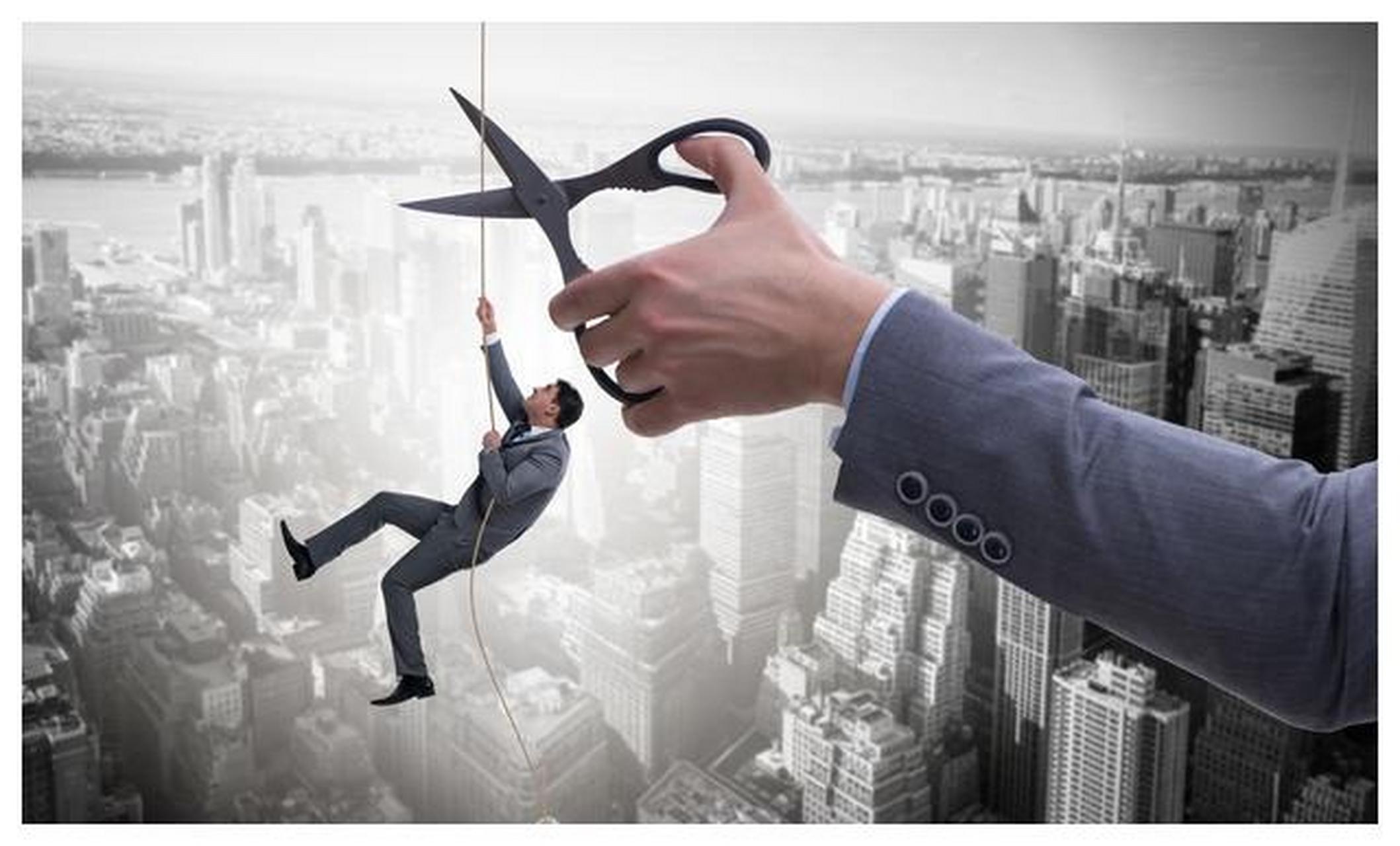  企業如何利用CRM系統來減少因銷售人員流離職造成的損失？